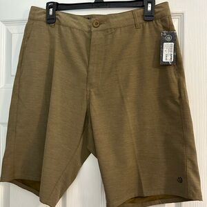 Zumiez men’s board shorts  brand new with tags size 30